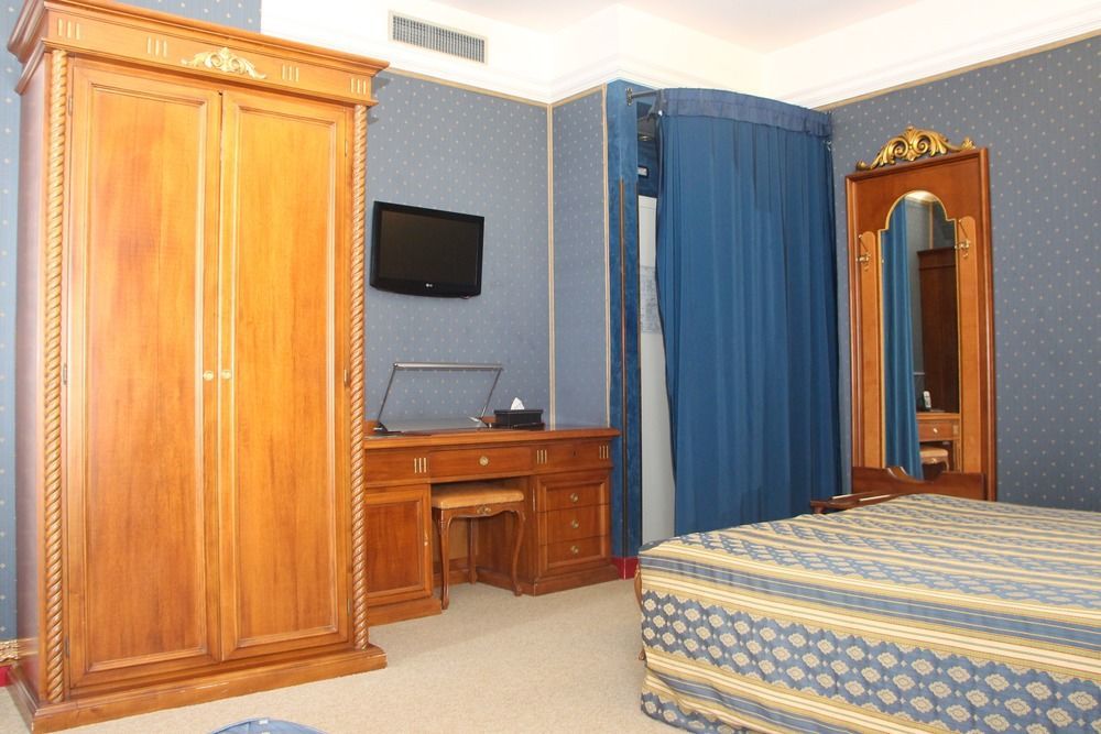 Hotel Royal Catania Exterior photo